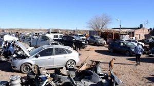 Autos y autopartes: el Gobierno de Javier Milei simplificó el trámite de desguace, en qué consiste