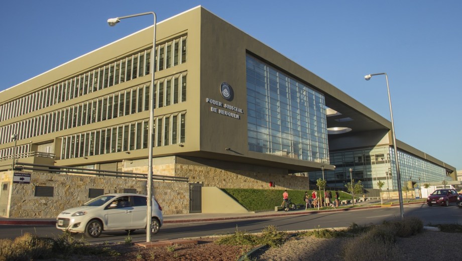 Juicio por abuso infantil en Neuquén: fiscalía pidió la responsabilidad penal del imputado