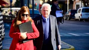 Gloria Ruiz justificó la compra de la camioneta con un préstamo de la suegra y se desvinculó del terreno