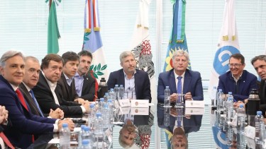 Sin acuerdo con Javier Milei, los gobernadores impulsan una ley para redistribuir impuestos: en qué consiste
