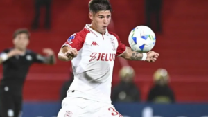 Boca oficializó la llegada de Marco Pellegrino, su primer refuerzo de la temporada