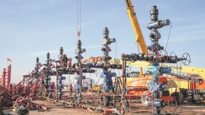 Las incógnitas e incertidumbres que se reciclan desde que se inició la explotación de Vaca Muerta