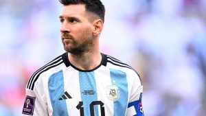 Lionel Messi y su preparación para el partido clave contra Chile, bajo la mirada de Lionel Scaloni