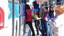Imagen de Cuánto sale el colectivo en las ciudades de la región: Neuquén aumenta su boleto urbano
