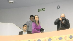 Esto es en Off: reclamo en la sesión legislativa, insultos y pedidos de disculpas