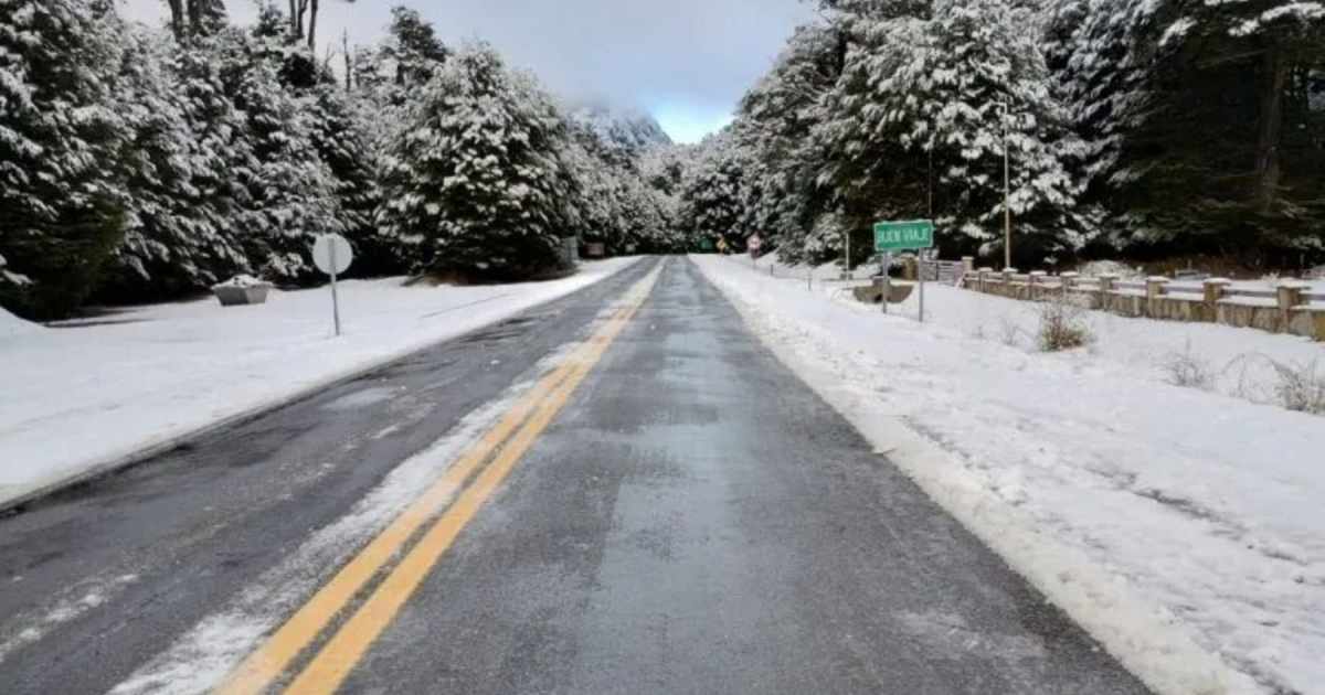 Estado de rutas en cordillera: nieve en Neuquén y Río Negro