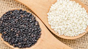 Las semillas que más calcio aportan: cómo ayudan a prevenir la osteoporosis y cuidar tu salud integral