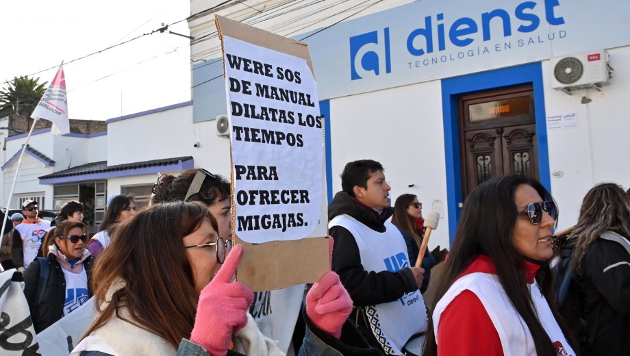 Unter inicia su plan de lucha, de tres días de paro, con protestas en Dienst en algunas  ciudades de Río Negro. Archivo