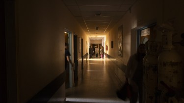 Incendio en el hospital Zatti: suspenden la atención hasta el viernes 6