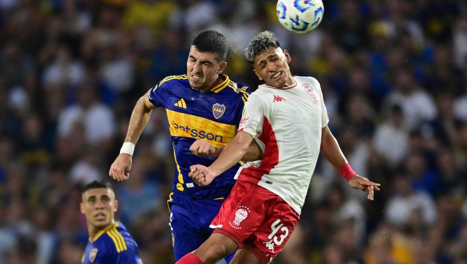 Battaglia sintió molestias y podría quedar afuera del próximo partido del Xeneize. Fotobaires