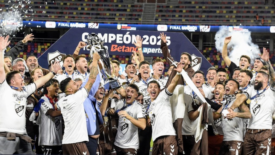 Un referente de Platense es pretendido por Boca. Foto: FBaires.