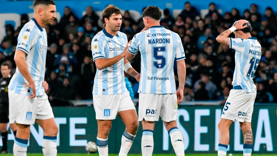 Racing pierde a un referente para el cruce ante Boca. Foto: FBaires.















Foto: FOTOBAIRES
















Fecha 3 Torneo Clausura Liga Profesional.