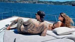 La China Suárez y Mauro Icardi compartieron una tarde romántica en un lujoso yate en Estambul