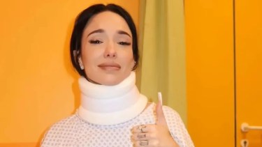 La Joaqui sufrió una lesión en el escenario durante su gira europea y fue atendida de urgencia