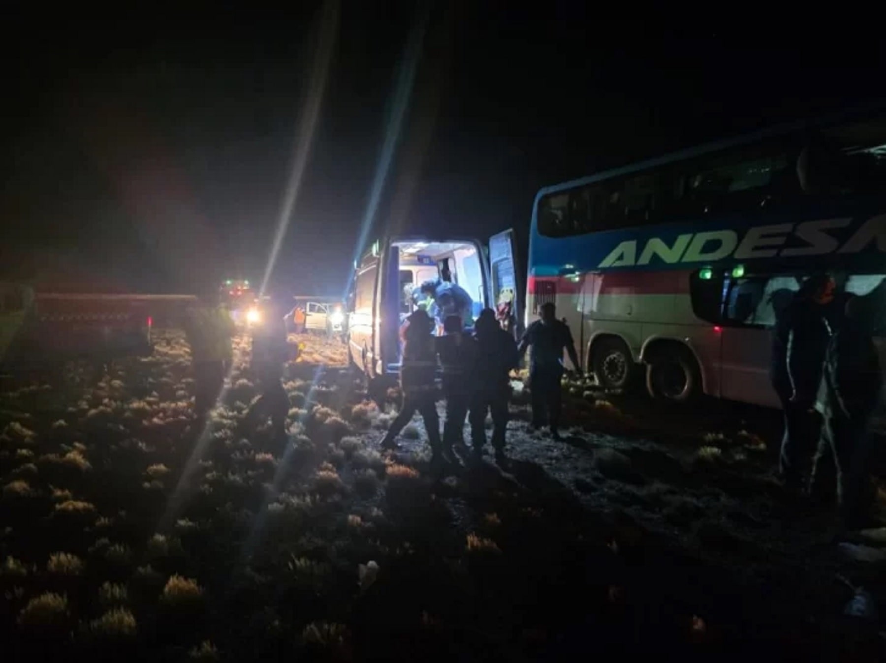 Quiénes eran las víctimas fatales del choque entre un colectivo y un ...