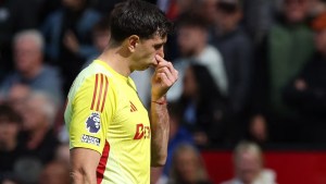 Incertidumbre por el futuro de Dibu Martínez tras la oferta rechazada por Aston Villa