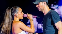 Imagen de El incómodo momento que protagonizaron Emilia Mernes y Enrique Iglesias al cantar juntos 