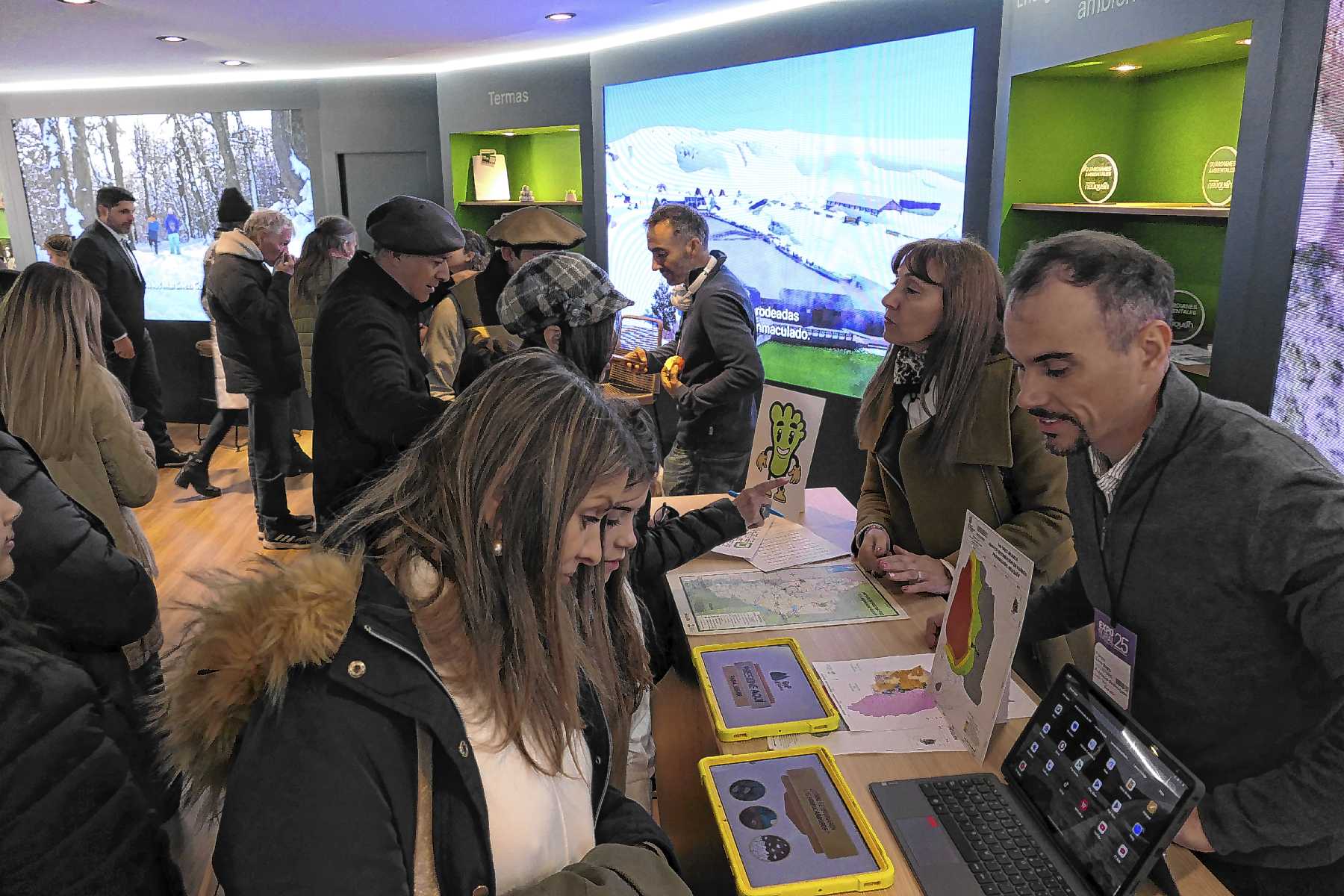 En la Rural de Palermo 2025 Neuquén y Río Negro muestran su oferta ...