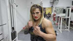 Nuevo parte médico de la «Locomotora» Oliveras: «Menor asistencia del respirador y reacciones positivas»