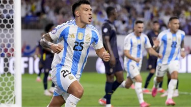 Llop le respondió a Lisandro Martínez y le hizo una crítica despiadada al campeón del Mundo: «No tuvo las bolas»