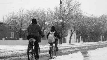 Video | Las postales de la nieve en el pueblo de Río Negro que es el más frío del país este martes