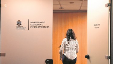 El 80% de los ingresos de Neuquén son por regalías y recaudación, el resto es coparticipación