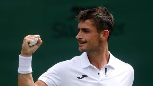Navone falló en momentos clave y quedó eliminado de Wimbledon, donde ya no quedan argentinos en el cuadro masculino