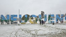 Imagen de Nieve extraordinaria en Neuquén capital: se acumuló hasta 15 centímetros de nieve durante el fin de semana