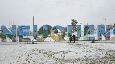 Nieve extraordinaria en Neuquén capital: se acumuló hasta 15 centímetros de nieve durante el fin de semana