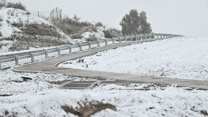 Emiten combo de alertas para Neuquén y Río Negro: miércoles caótico de nieve, viento y lluvia, ¿afecta al Alto Valle?
