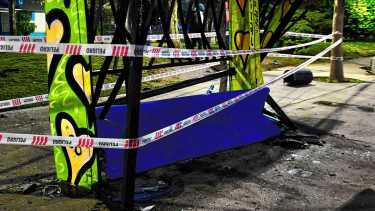 Lastimó a siete personas y quiso escapar: la situación judicial del conductor que chocó una garita en Neuquén