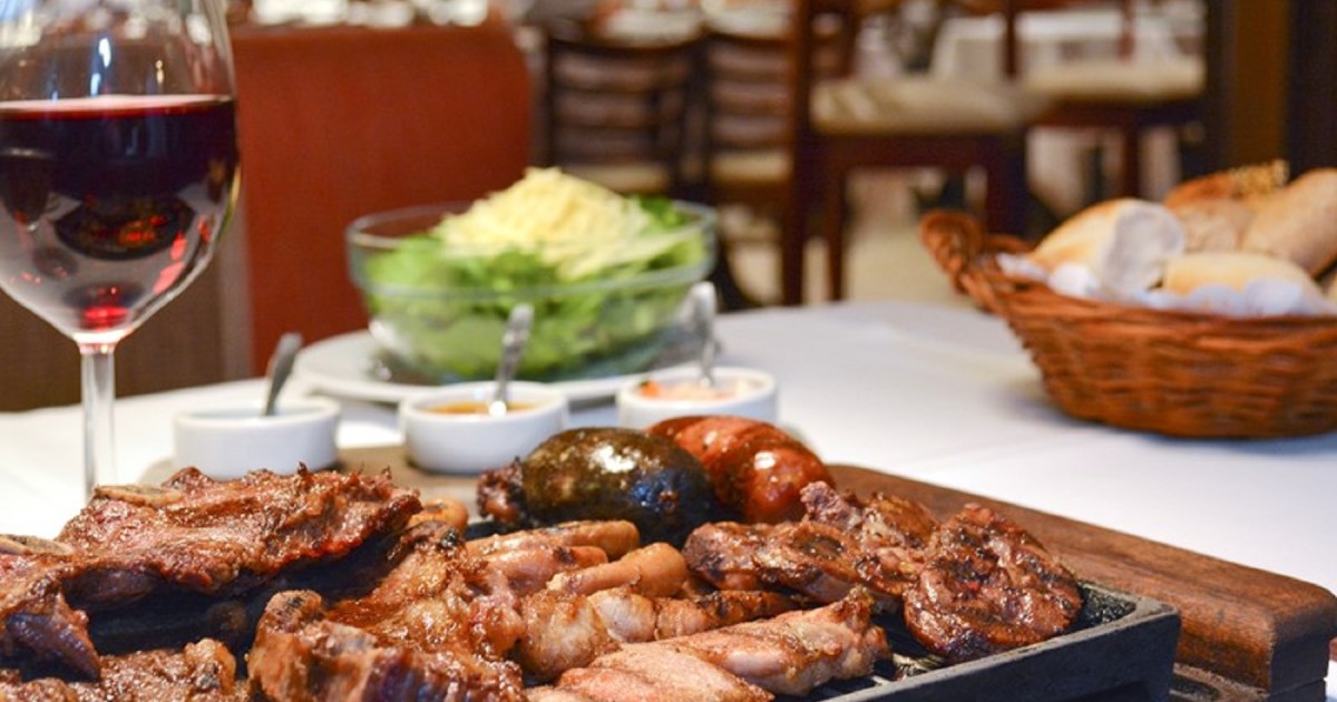 Fue a una parrilla y se quejó por la poca variedad para veganos: la respuesta del comercio fue contundente 