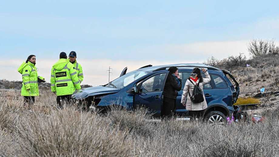 Vuelco fatal al norte de Roca. Foto: Juan Thomes. 