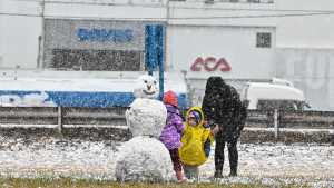 La nieve en Neuquén y Río Negro sigue tras el fin de semana: se extendió la alerta y cubre más localidades, cuáles son