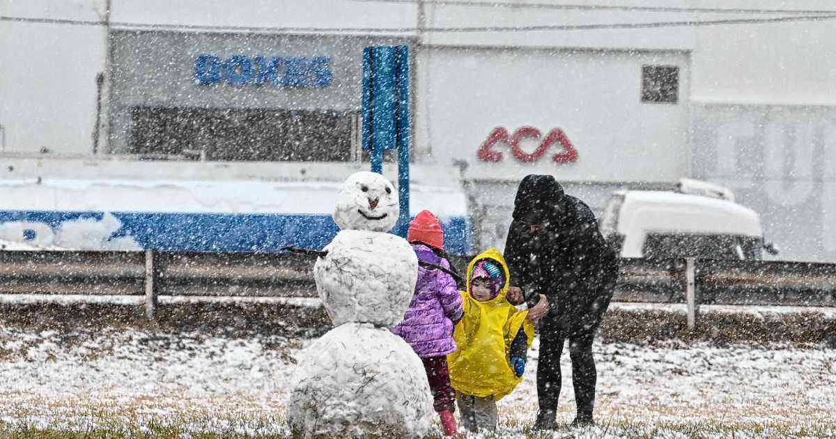Nevadas y lluvias afectan al norte de la Patagonia, desde la cordillera a Viedma