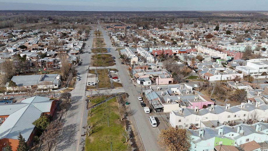 Imputan a un hombre que le disparó cinco veces a otro en Senillosa: no lo mató "por la mala puntería" 
