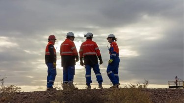 TotalEnergies recibió ofertas por dos bloques de Vaca Muerta en la ventana del petróleo