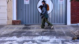 Elevan a «rojo» la alerta en Neuquén y Río Negro por  frío extremo para este miércoles: las zonas afectadas