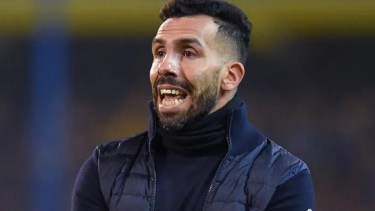 Carlos Tevez volvería a dirigir al fútbol argentino.