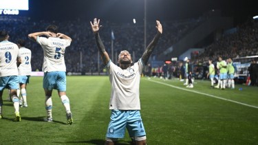 Duván Vergara le dio el triunfo a Racing en Córdoba. Gentileza Olé (Ariel Alejandro Carreras)