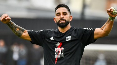 Deportivo Riestra le ganó a Atlético Tucumán con polémica: el VAR en el ojo de la tormenta
