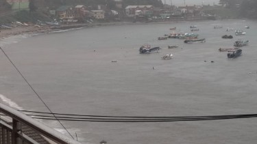 «Despertamos con la alerta en el celular»: así fue la noche del miedo en la costa de Chile por el tsunami