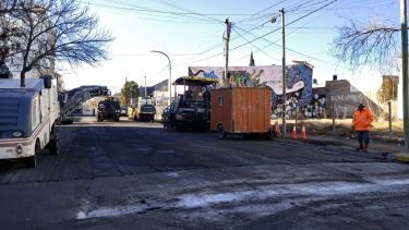 Asfalto en la calle Alcorta de Neuquén. Foto: Gentileza. 