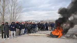 Tregua en Vaca Muerta: un acuerdo entre Camioneros, Total y NRG garantiza el pago de salarios atrasados