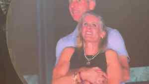 Escándalo en el show de Coldplay: el error que cometieron Andy Byron y Kristin Cabot al ser captados «infraganti»