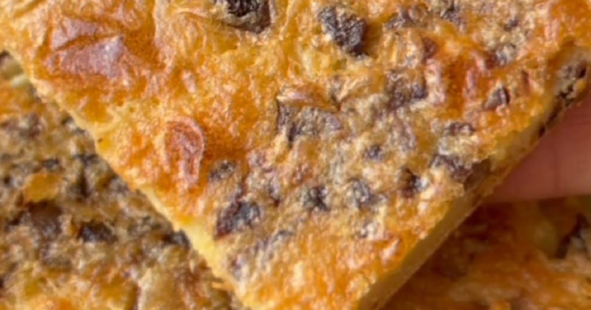 Rápida receta de fainá de queso y aceitunas negras