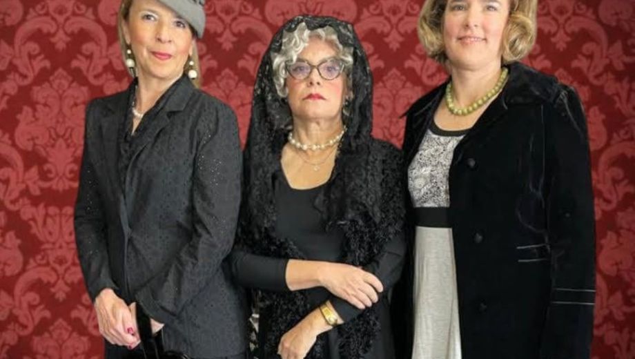 Una madre, dos hijas y un teatro por contar. (FOTOS: Gentileza teatro El Arrimadero)