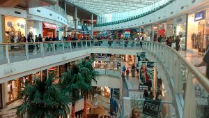 Aumentaron más de 200% las visitas de argentinos a los malls de Chile en el 2025: cuáles son las marcas más buscadas