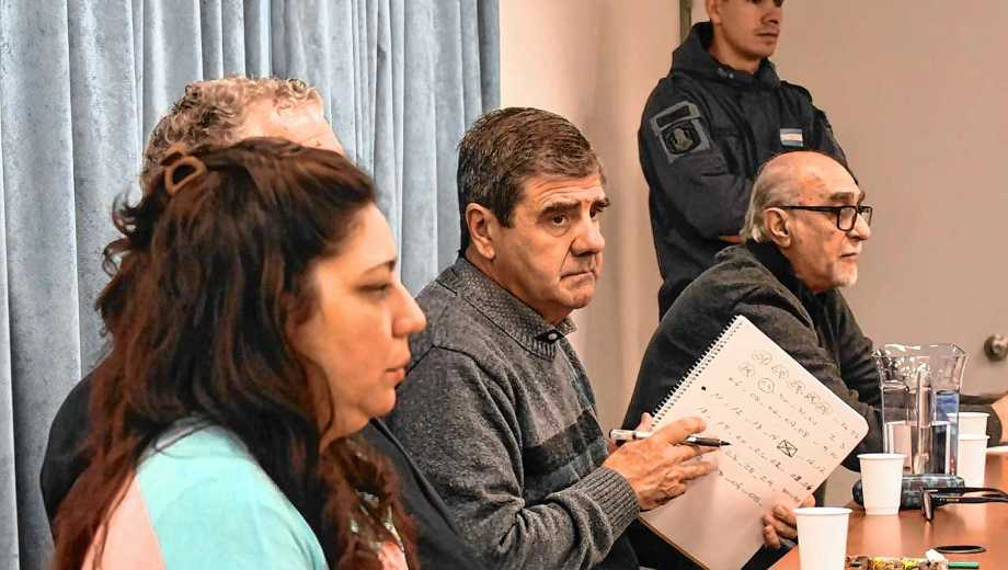 Luis Gallo, según una de las arrepentidas, le entregaba cheques de planes sociales. (Cecilia Maletti)