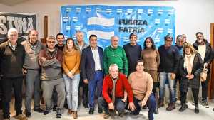 Fuerza Patria reafirmó la unidad en Neuquén con una baja y todavía no define candidatos para octubre